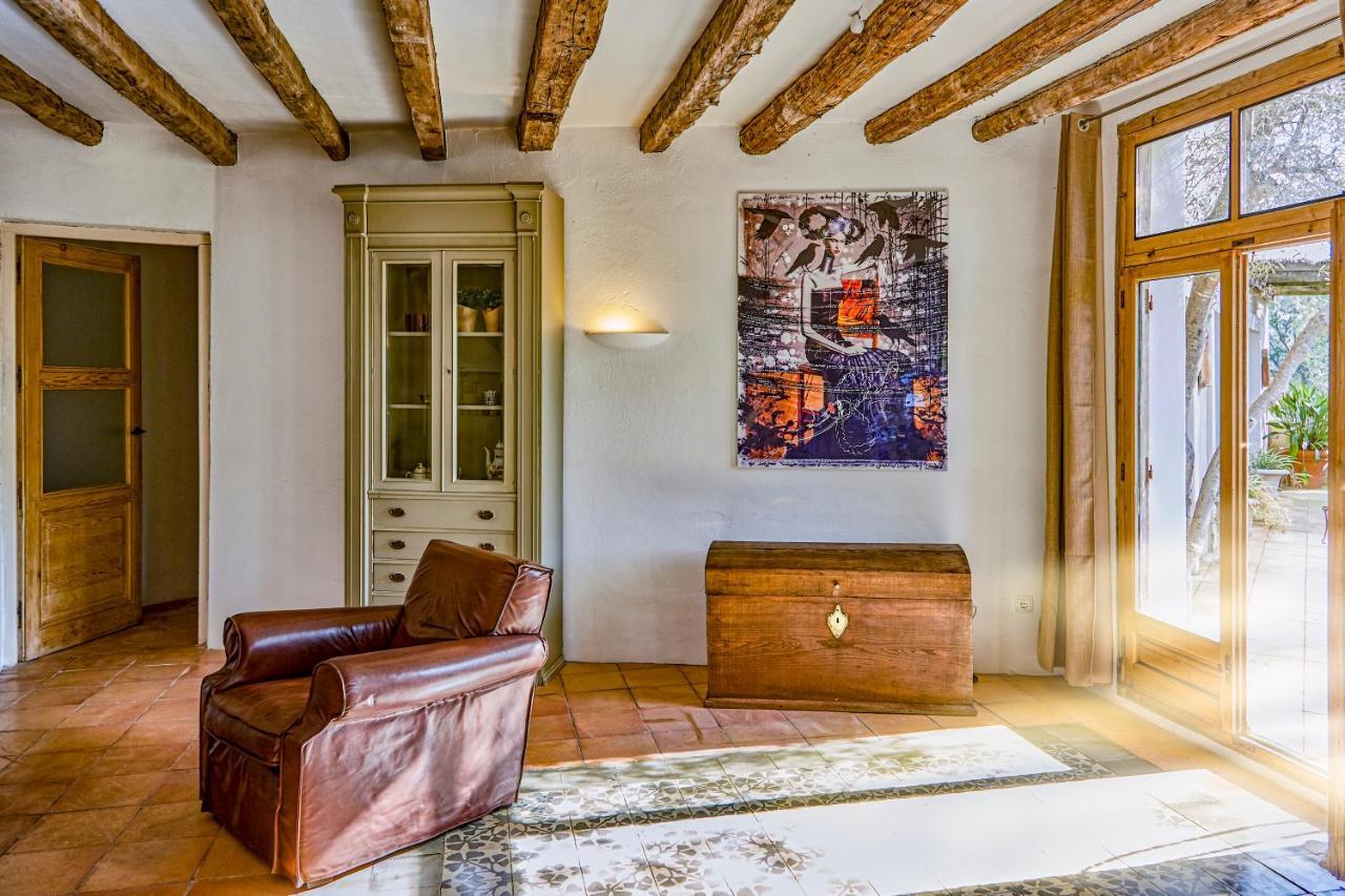 Sitges Hill Retreats-Masia Nur 22 Bedrooms Divided Over 9 Houses For Max 44 Guests กันเยเยส ภายนอก รูปภาพ