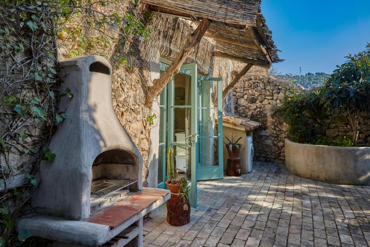 Sitges Hill Retreats-Masia Nur 22 Bedrooms Divided Over 9 Houses For Max 44 Guests กันเยเยส ภายนอก รูปภาพ