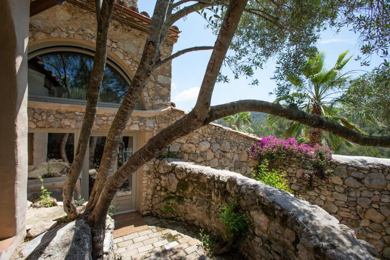 Sitges Hill Retreats-Masia Nur 22 Bedrooms Divided Over 9 Houses For Max 44 Guests กันเยเยส ภายนอก รูปภาพ